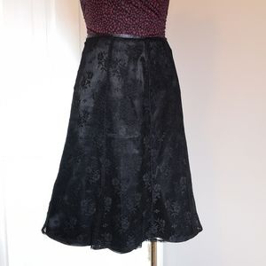 Reitmans Midi Swing skirt floral lace mesh size medium 8 10 Vintage Lined Zipper